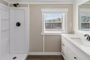 319 Thomas Ave, Frostproof, FL 33843 - Photo 21