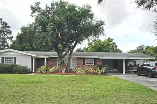 880 Oleander Dr SE, Winter Haven, FL 33880 - Photo 1