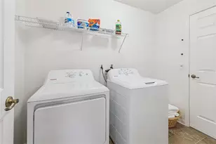 400 Lake Suzanne Dr, Lake Wales, FL 33859 - Photo 23