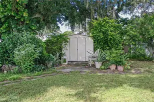 5890 Driftwood Dr, Winter Haven, FL 33884 - Photo 17