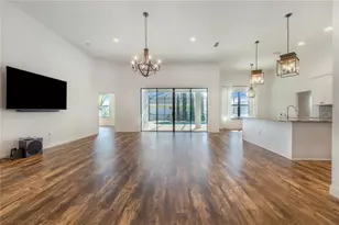 2405 Melrose St, Winter Haven, FL 33881 - Photo 9