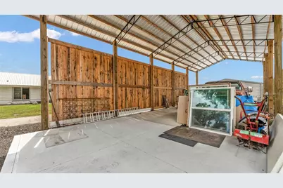 809 W Canal Street, Mulberry, FL 33860 - Photo 13