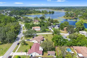 794 Cloverleaf Blvd, Deltona, FL 32725 - Photo 17