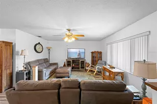 794 Cloverleaf Blvd, Deltona, FL 32725 - Photo 39