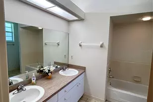 13 Enclave Dr, Winter Haven, FL 33884 - Photo 11