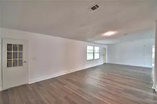 306 Townbridge Dr, Haines City, FL 33844 - Photo 3