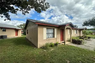 426 Las Palmas Cir, Avon Park, FL 33825 - Photo 5