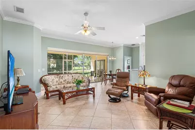 126 Lake Region Circle, Winter Haven, FL 33881 - Photo 3