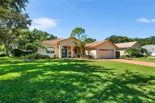 126 Lake Region Cir, Winter Haven, FL 33881 - Photo 11
