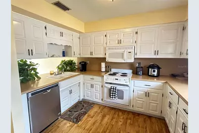 374 Troon Court, Winter Haven, FL 33884 - Photo 5