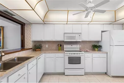 1776 6th Street NW #409, Winter Haven, FL 33881 - Photo 7