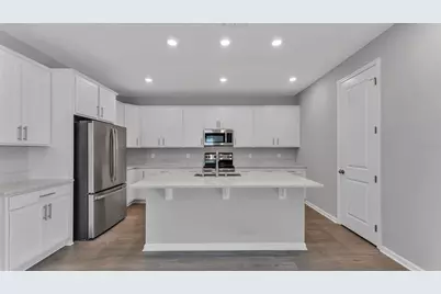 1160 Mattie Pointe Boulevard, Auburndale, FL 33823 - Photo 9