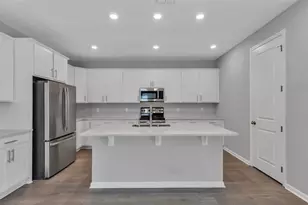 1160 Mattie Pointe Blvd, Auburndale, FL 33823 - Photo 9