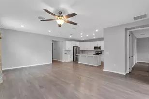 1160 Mattie Pointe Blvd, Auburndale, FL 33823 - Photo 5