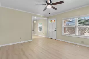 9602 N 46th St, Tampa, FL 33617 - Photo 39