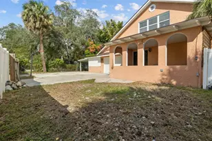 9602 N 46th St, Tampa, FL 33617 - Photo 33