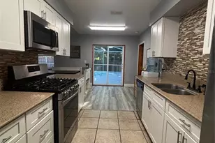 3334 Fox Ridge Dr, Winter Haven, FL 33884 - Photo 13