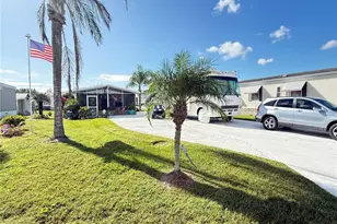 5245 Island View Cir N, Polk City, FL 33868 - Photo 1