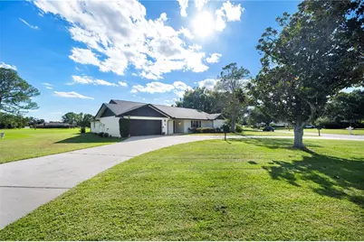 10 Meadowlake Court, Winter Haven, FL 33884 - Photo 5