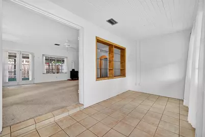 403 E Johnson Avenue, Lake Wales, FL 33853 - Photo 5