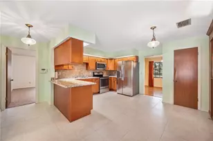 101 Lakeview Dr, Auburndale, FL 33823 - Photo 11