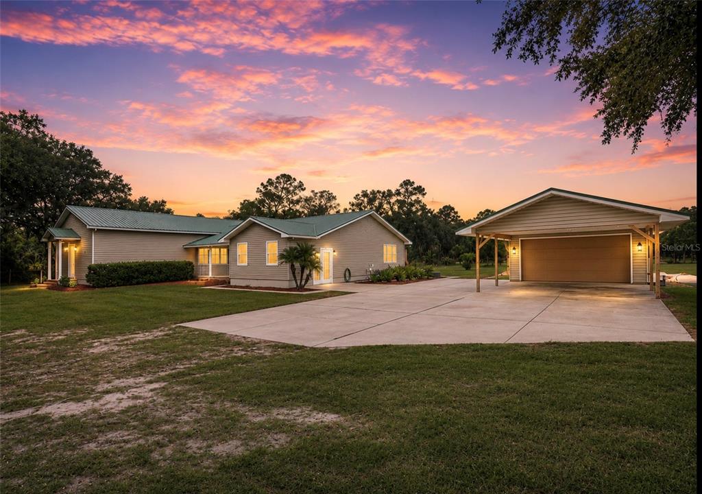 3963 Mammoth Grove Rd main architectural view