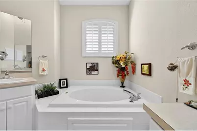 516 Grasslands Village Circle, Lakeland, FL 33803 - Photo 33