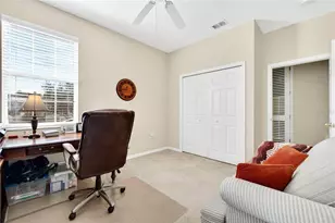 516 Grasslands Village Cir, Lakeland, FL 33803 - Photo 33