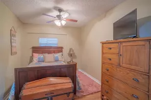 2801 Wilder Park Dr, Plant City, FL 33566 - Photo 15