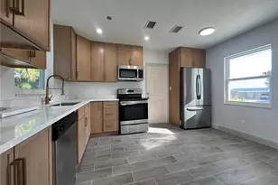 2221 20th St NW, Winter Haven, FL 33881 - Photo 9