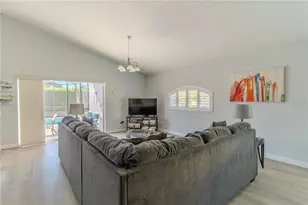 141 Old Bridge Cir, Davenport, FL 33897 - Photo 5