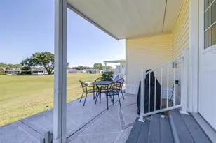 389 Golfview Dr, Davenport, FL 33837 - Photo 37