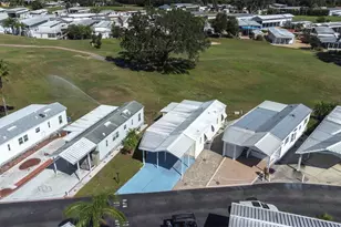 389 Golfview Dr, Davenport, FL 33837 - Photo 47