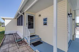 389 Golfview Dr, Davenport, FL 33837 - Photo 9