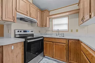 389 Golfview Dr, Davenport, FL 33837 - Photo 19