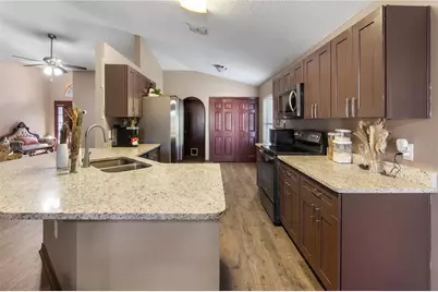 1527 Country Chase Street, Lakeland, FL 33810 - Photo 11