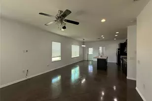 2845 Whispering Trails Dr, Winter Haven, FL 33884 - Photo 5