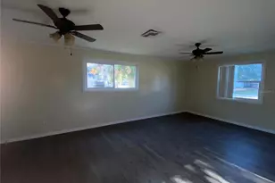 124 Elaine Dr, Auburndale, FL 33823 - Photo 11