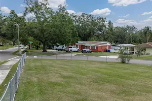 228 Azalea St, Lakeland, FL 33803 - Photo 9