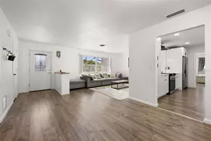 3790 60th St N, Saint Petersburg, FL 33710 - Photo 9