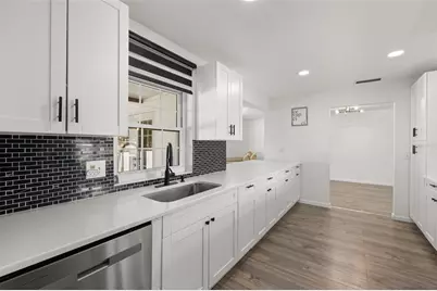 3790 60th Street N, Saint Petersburg, FL 33710 - Photo 11