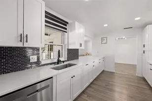 3790 60th St N, Saint Petersburg, FL 33710 - Photo 11