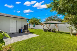 3790 60th St N, Saint Petersburg, FL 33710 - Photo 3