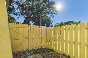 7502 Bolanos Ct, Tampa, FL 33615 - Photo 25