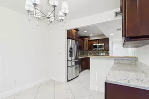 7512 Dolonita Dr, Tampa, FL 33615 - Photo 5