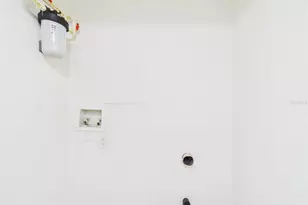 7512 Dolonita Dr, Tampa, FL 33615 - Photo 23