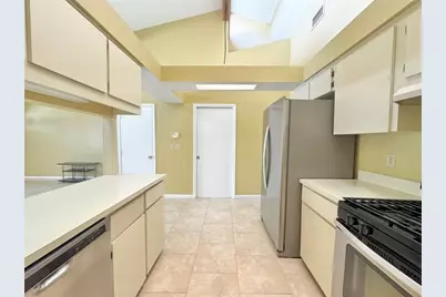 104 Mayfair Place SW, Winter Haven, FL 33880 - Photo 11