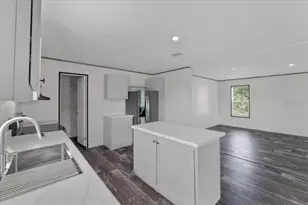 21351 Canal Dr, Brooksville, FL 34601 - Photo 17