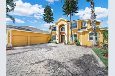 565 Whisper Woods Drive, Lakeland, FL 33813 - Photo 3