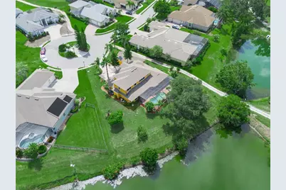 565 Whisper Woods Drive, Lakeland, FL 33813 - Photo 17